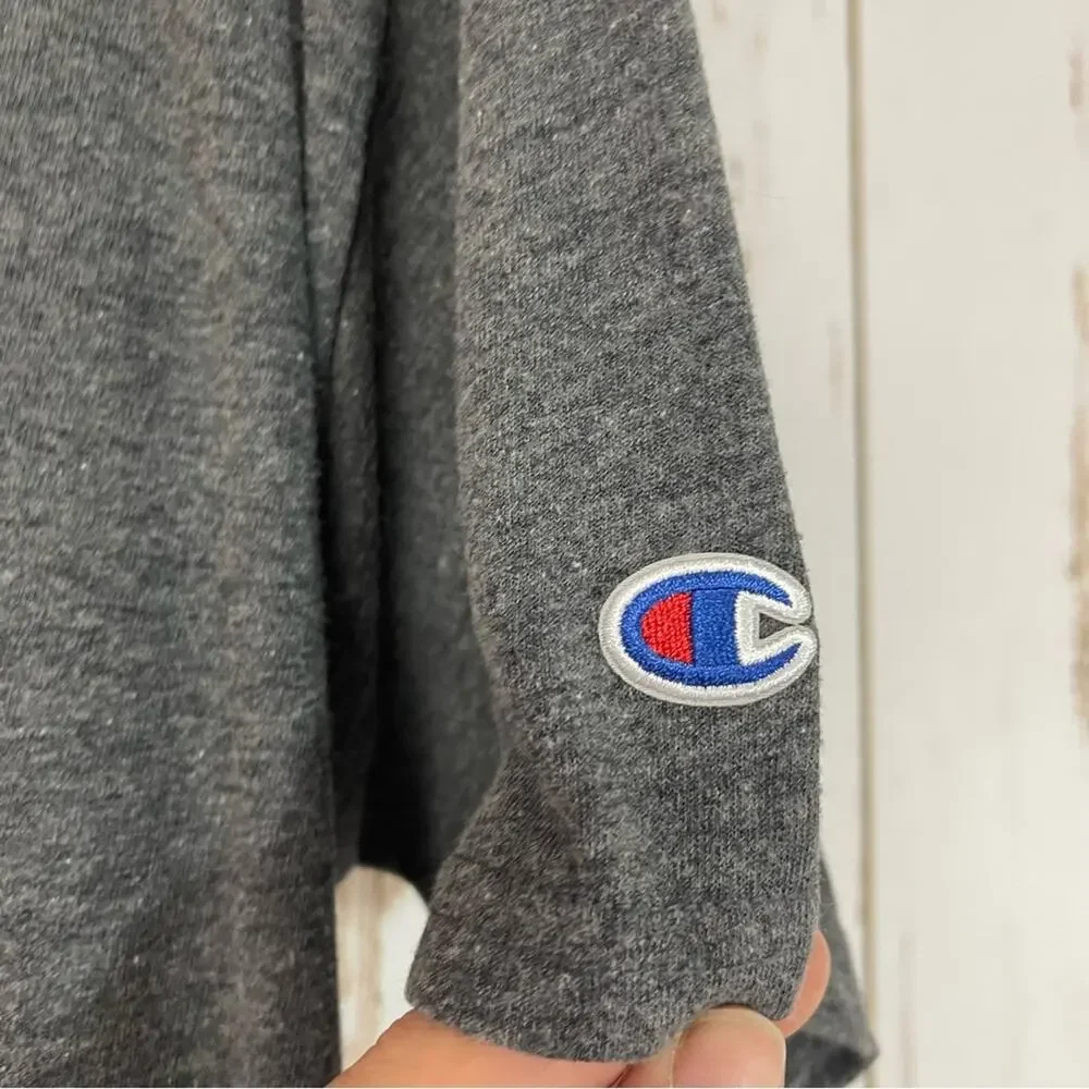 Champion Lightweight T-Shirt. Size Large. Excellent condition! - Picture 6 of 7